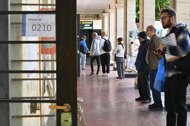 Así se viven las elecciones legislativas nacionales en La Plata