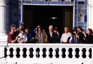 Johnny Depp fue declarado «visitante ilustre» de La Plata y recibió la llave de la ciudad