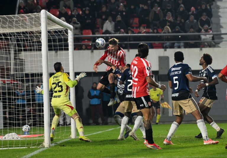 Estudiantes espera el sorteo de la Copa Libertadores y tendrá el clásico platense con Gimnasia entre los 8vos