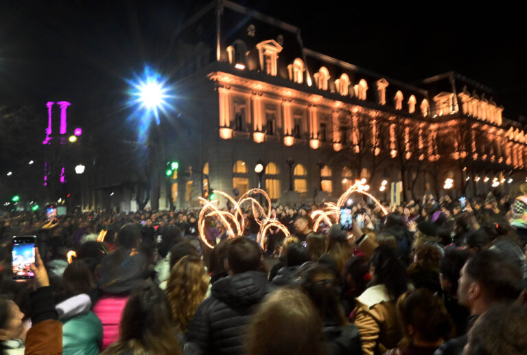 La marcha del Ni Una Menos volvió a copar las calles de La Plata contra los femicidios y la violencia machista